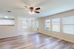 1913 Elk Lake Tr, Fort Worth, TX 76247 - Photo 4