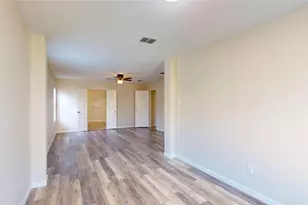 1913 Elk Lake Tr, Fort Worth, TX 76247 - Photo 20