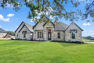 1048 Arbor Vista Dr, Azle, TX 76020 - Photo 4