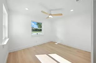 6912 Town N Dr, Dallas, TX 75231 - Photo 20