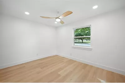 6912 Town North Drive, Dallas, TX 75231 - Photo 32