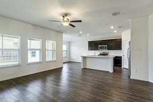 910 Torrey Ave, Princeton, TX 75407 - Photo 10