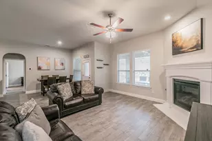 213 Gill Point Ln, Aledo, TX 76008 - Photo 14