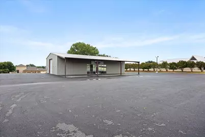 1817 S Morgan Street, Granbury, TX 76048 - Photo 1