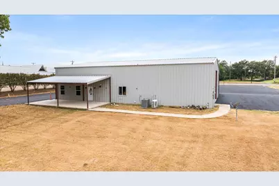 1817 S Morgan Street, Granbury, TX 76048 - Photo 36