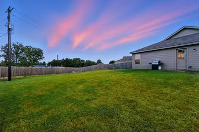 1404 Beach Drive, Azle, TX 76020 - Photo 4