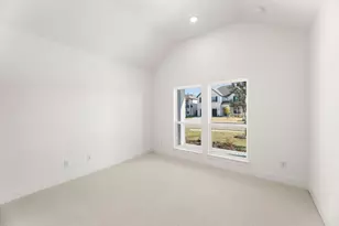 2136 Valencia Dr, Little Elm, TX 75068 - Photo 4