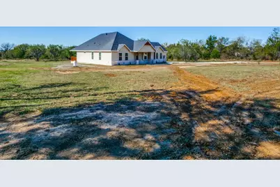 2860 Cr 312, Cleburne, TX 76031 - Photo 4