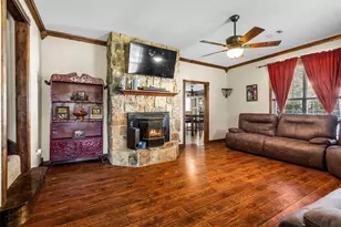 801 E Main St, Tioga, TX 76271 - Photo 6