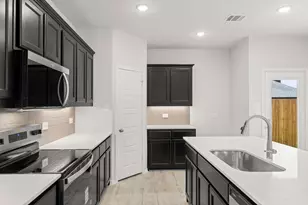 1733 Mdw Crst Dr, Aubrey, TX 76227 - Photo 20