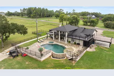 2402 Country Club Road, Ennis, TX 75119 - Photo 24