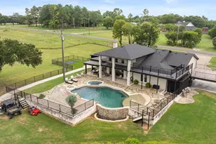 2402 Country Club Rd, Ennis, TX 75119 - Photo 24