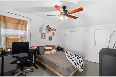 2402 Country Club Road, Ennis, TX 75119 - Photo 18