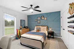 2402 Country Club Rd, Ennis, TX 75119 - Photo 14