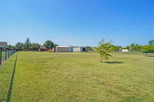 11360 Hill Country Cir, Ponder, TX 76259 - Photo 26