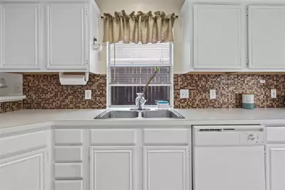 108 Hunter Drive, Cedar Hill, TX 75104 - Photo 14