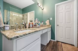 308 Faith Ct, Burleson, TX 76028 - Photo 22