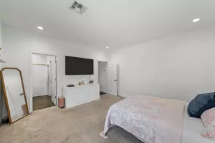 2016 S 11th St, Waco, TX 76706 - Photo 16