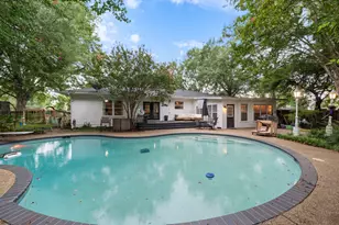 518 W Kansas St, Van, TX 75790 - Photo 1