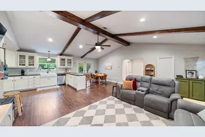 518 W Kansas Street, Van, TX 75790 - Photo 6