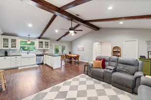 518 W Kansas St, Van, TX 75790 - Photo 6