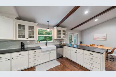 518 W Kansas Street, Van, TX 75790 - Photo 10
