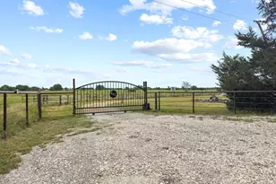 2972 Co Rd 4826, Wolfe City, TX 75496 - Photo 6