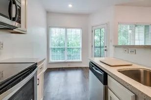 4113 Esters Rd, Irving, TX 75038 - Photo 6