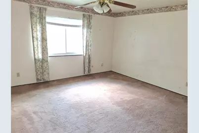 5325 Strickland Avenue, The Colony, TX 75056 - Photo 8