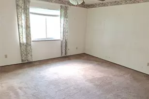 5325 Strickland Ave, The Colony, TX 75056 - Photo 8