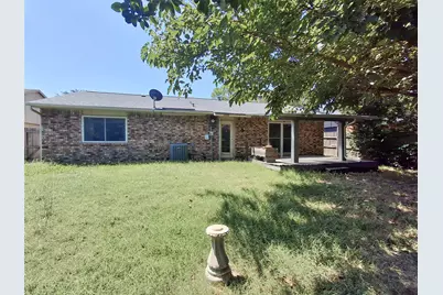 5325 Strickland Avenue, The Colony, TX 75056 - Photo 2