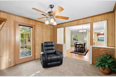 724 E Main Street, Pilot Point, TX 76258 - Photo 8