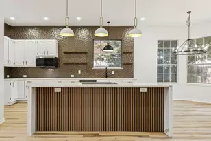 915 Inverness Cir, Highland Village, TX 75077 - Photo 6