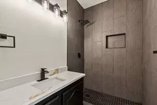 915 Inverness Cir, Highland Village, TX 75077 - Photo 14