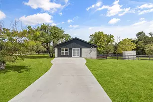 1933 Walter Smith Rd, Azle, TX 76020 - Photo 4