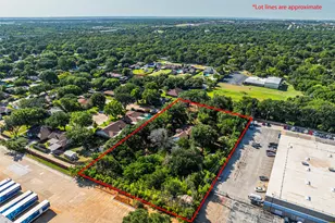 2405 Meadow Ln, Grand Prairie, TX 75050 - Photo 2