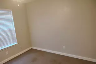 13849 Leinsper Green St, Dallas, TX 75240 - Photo 18