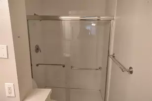 13849 Leinsper Green St, Dallas, TX 75240 - Photo 12