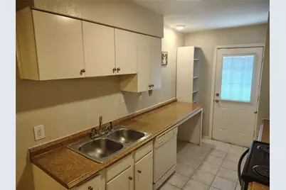 13849 Leinsper Green Street, Dallas, TX 75240 - Photo 6