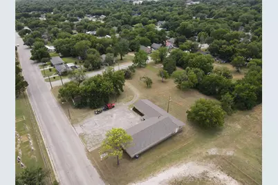 705 Fair Avenue, Gainesville, TX 76240 - Photo 32
