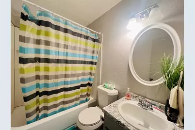 1108 N Elm Street #6, Denton, TX 76201 - Photo 14