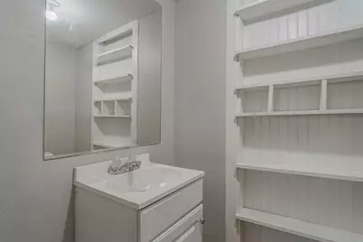 306 N Front Street, Savoy, TX 75479 - Photo 14