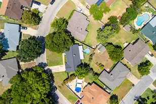 3612 Holland Dr, North Richland Hills, TX 76180 - Photo 6