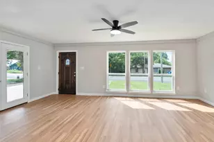 405 E 9th St, Kemp, TX 75143 - Photo 10