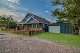 302 N Front St, Savoy, TX 75479 - Photo 4