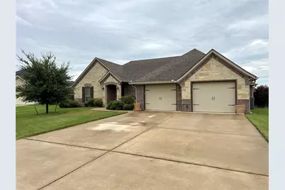 3108 Windcrest Court, Granbury, TX 76049 - Photo 2
