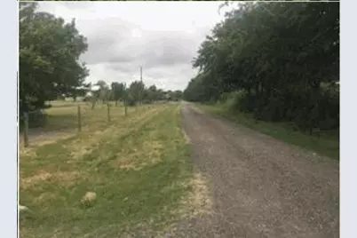 7193 Old Talley Rd Trlr 7 Road, San Antonio, TX 78253 - Photo 14