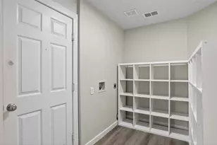 8412 Widgeon Way, Dallas, TX 75249 - Photo 38