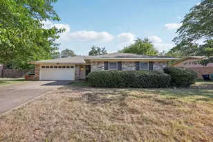 1415 Kings Row, Denton, TX 76209 - Photo 2