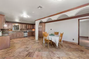 3433 W Tours Rd, West, TX 76691 - Photo 10